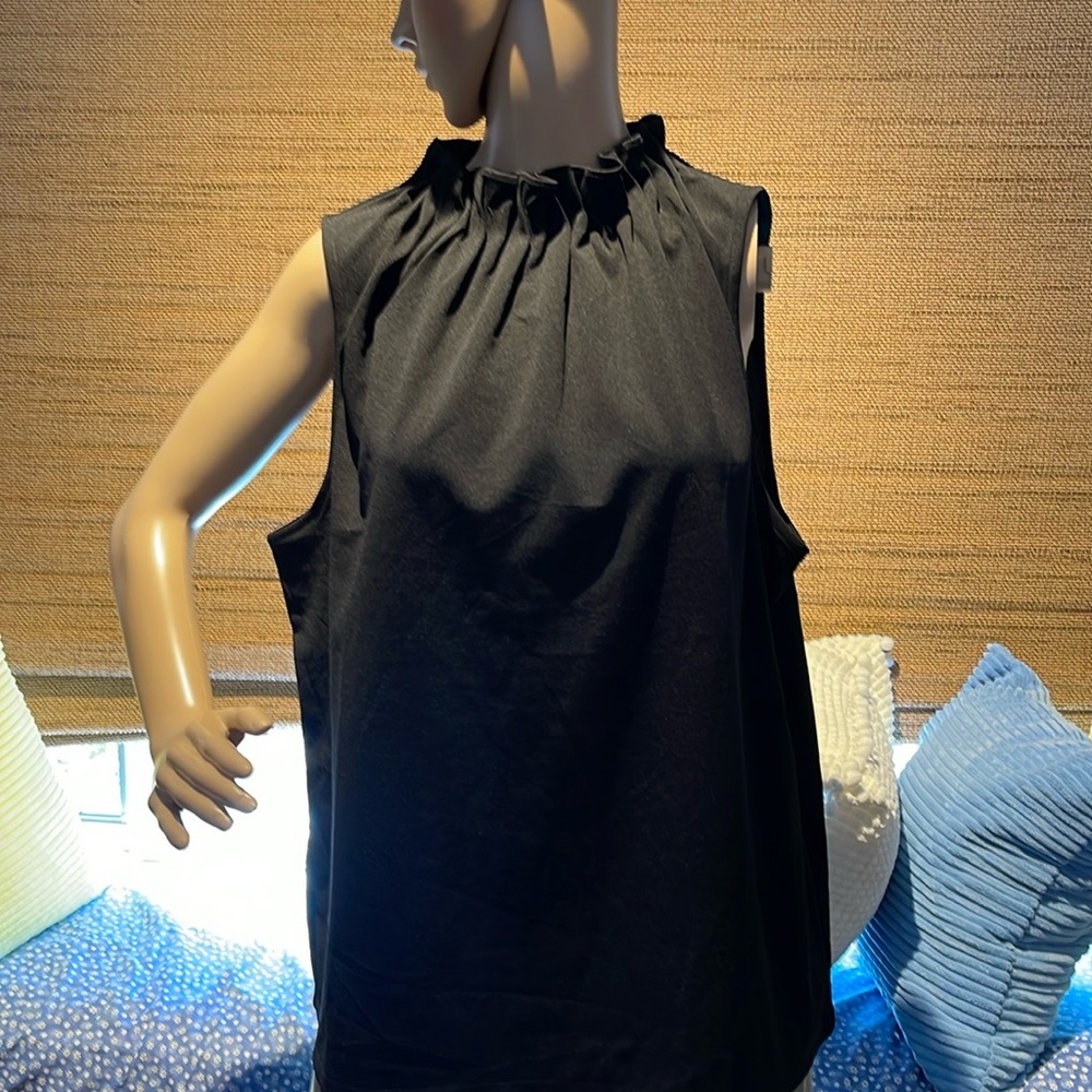 Ann Taylor Ruffle Sleeveless Top